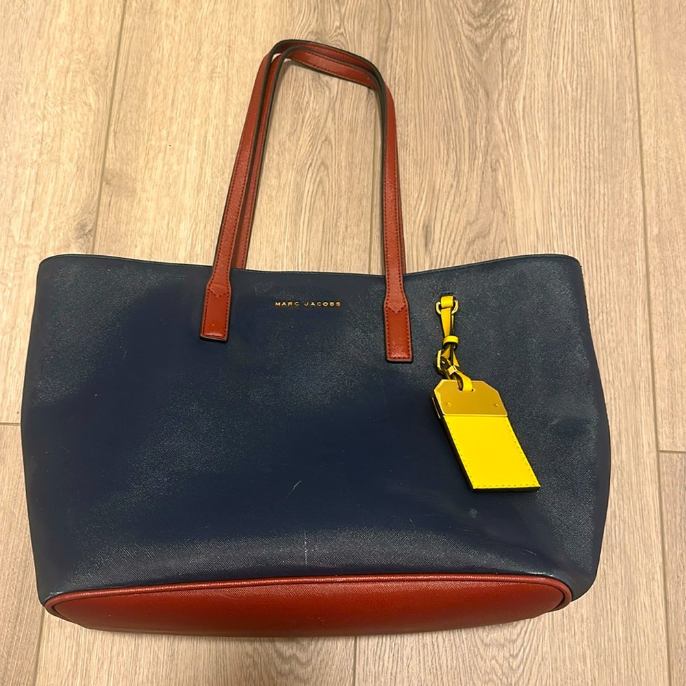 Marc Jacob’s tote bag